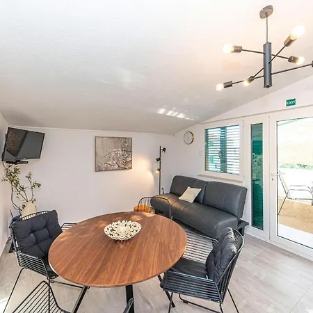 Σπίτι διακοπών Amazing Apartment In Jadrija With Wifi Jadrija